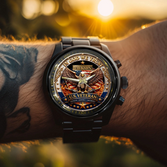 Watch-mockup-hand2
